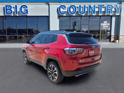 Used 2023 Jeep Compass Limited AWD/4WD image 7