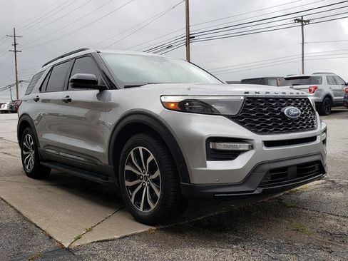Used 2020 Ford Explorer ST w/ Premium Technology Package AWD/4WD image 8