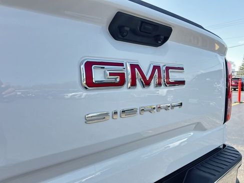 New 2026 GMC Sierra 1500 Pro AWD/4WD image 9