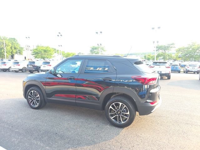 New 2026 Chevrolet TrailBlazer LT w/ Convenience Package AWD/4WD image 5