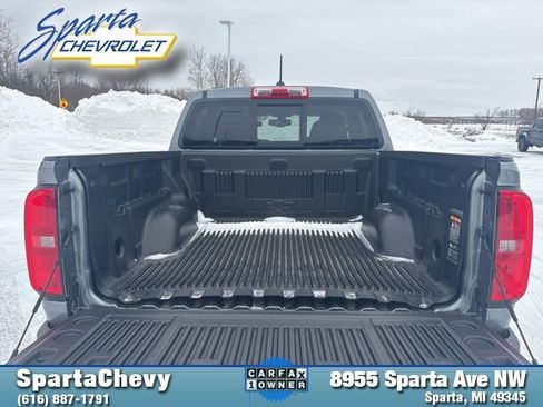 Used 2022 Chevrolet Colorado LT w/ LT Convenience Package image 23