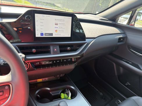 Used 2025 Lexus UX 300h FWD w/ Accessory Package (Z1) image 28