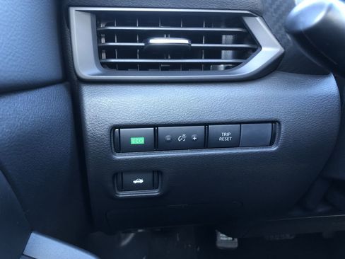 New 2025 Nissan Sentra S image 18