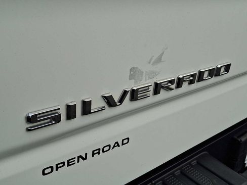 Used 2022 Chevrolet Silverado 1500 ZR2 w/ Technology Package AWD/4WD image 29