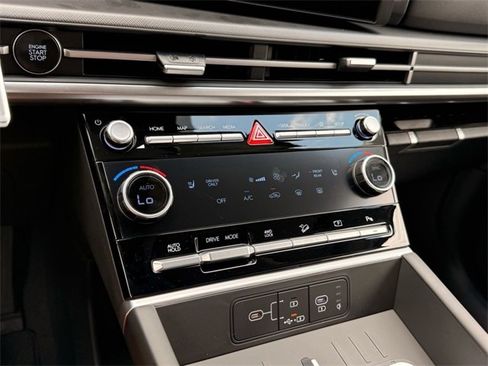 New 2026 Hyundai Santa Fe SEL image 16