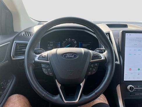 Used 2024 Ford Edge SEL AWD/4WD image 11
