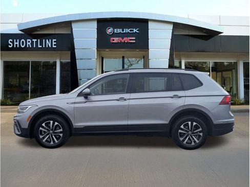 Used 2022 Volkswagen Tiguan S w/ IQ.Drive Package AWD/4WD image 6