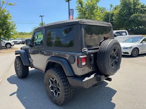 Used 2018 Jeep Wrangler Sport AWD/4WD image 3