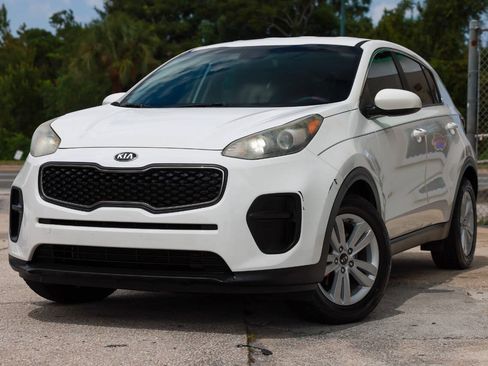 Used 2018 Kia Sportage LX FWD image 1