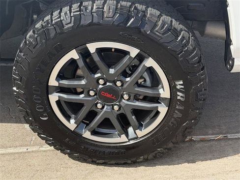 Certified 2025 Toyota Tacoma TRD Sport w/ TRD Sport Upgrade Package image 8