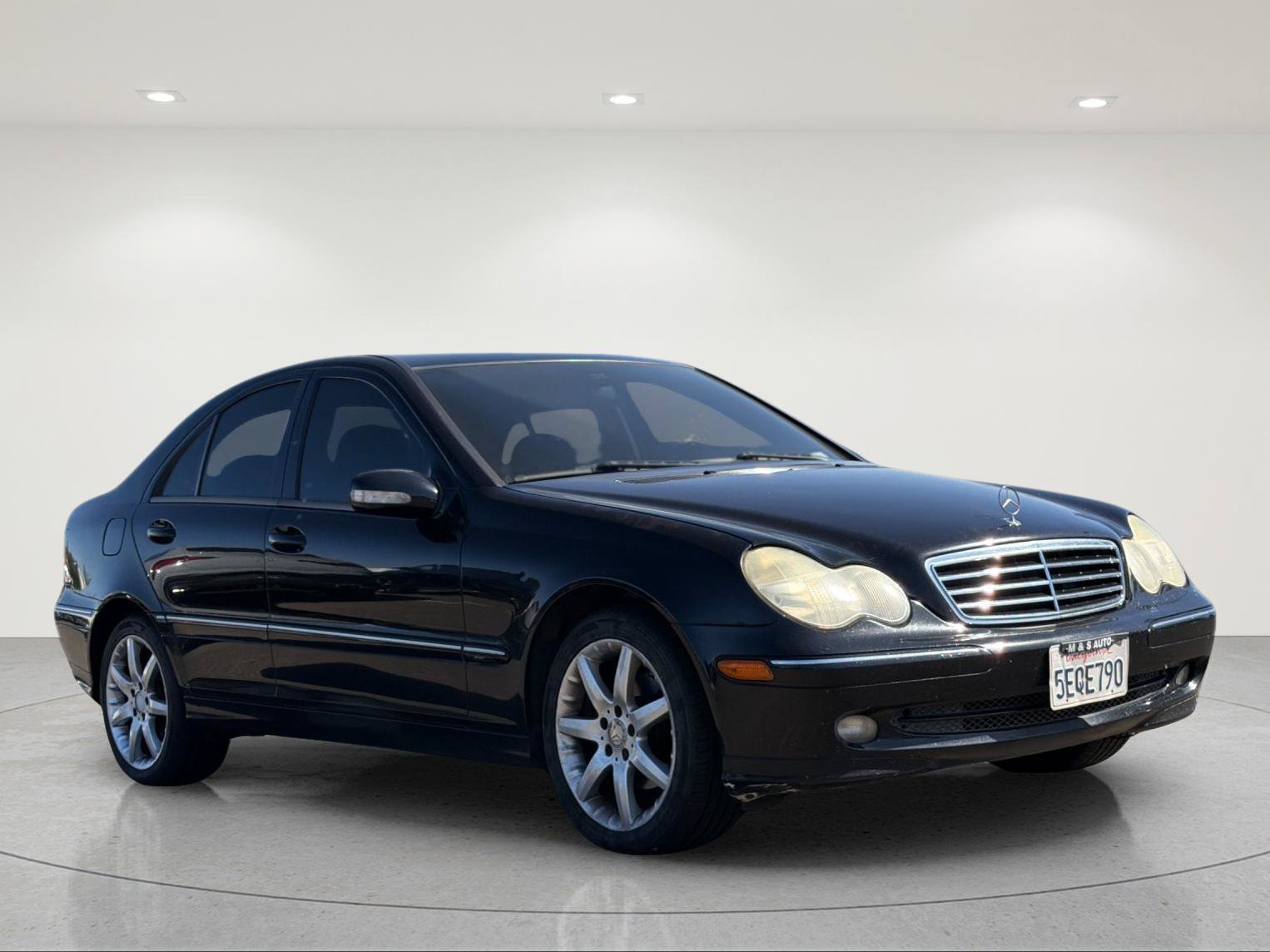 Used 2004 Mercedes-Benz C 230 Sedan image 6