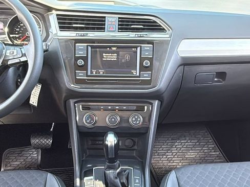 Used 2021 Volkswagen Tiguan S FWD image 31