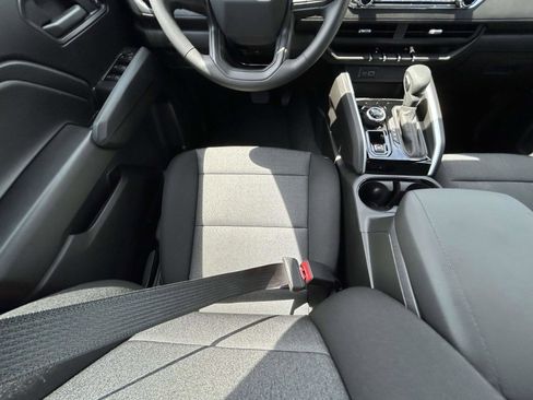 New 2026 Chevrolet Colorado Trail Boss AWD/4WD image 13