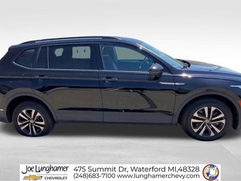 Used 2022 Volkswagen Tiguan S FWD image 9