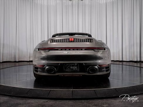 Used 2020 Porsche 911 Carrera 4S AWD/4WD image 15