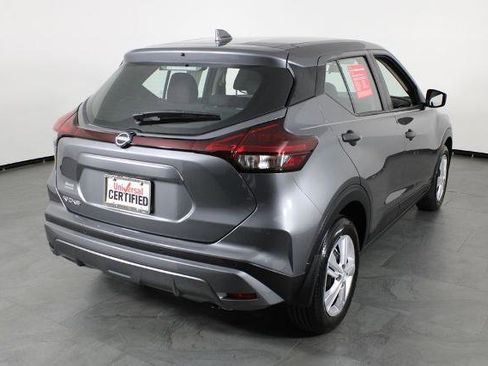 Certified 2025 Nissan Kicks Play S image 16