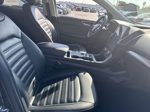 Certified 2024 Ford Edge SEL image 11