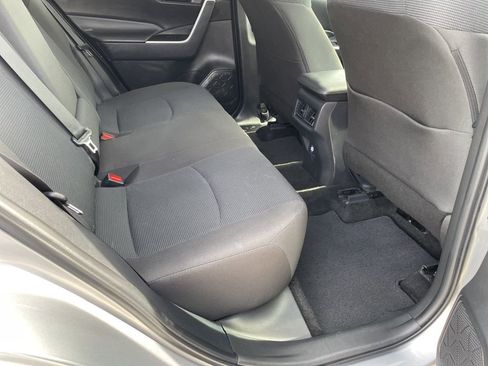 Used 2025 Toyota RAV4 LE FWD image 33