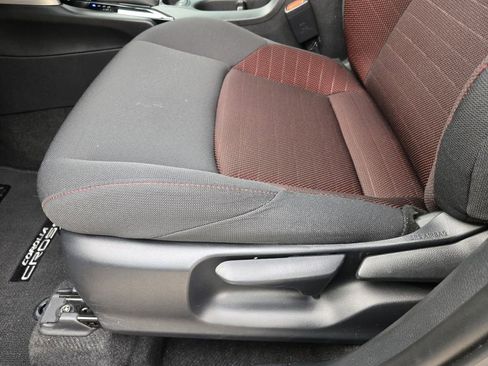 Used 2024 Toyota Corolla Cross AWD Hybrid image 16