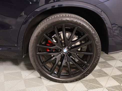 Used 2024 BMW X5 xDrive40i w/ M Sport Package image 20