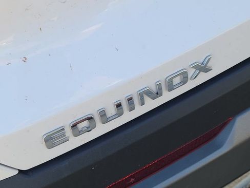 Used 2026 Chevrolet Equinox LT FWD image 10