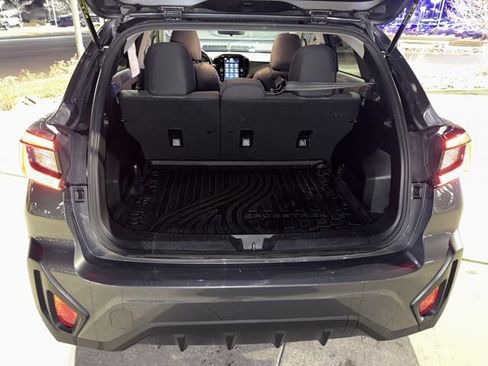 Used 2024 Subaru Crosstrek 2.0i Premium image 8