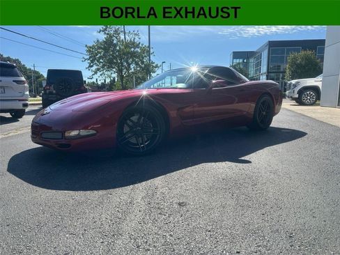 Used 2004 Chevrolet Corvette Coupe w/ Preferred Equipment Group RWD image 1