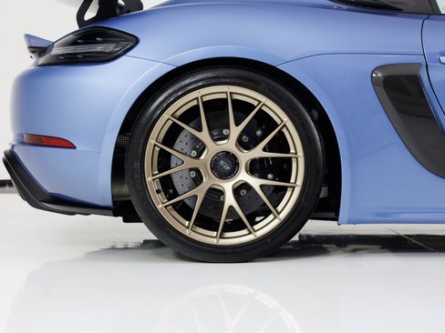 Used 2023 Porsche 718 Cayman GT4 RS RWD image 12