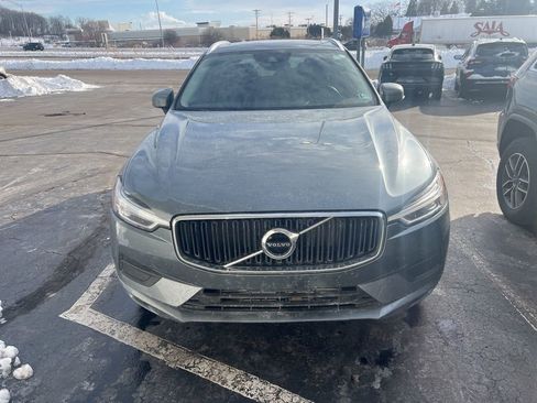 Used 2019 Volvo XC60 T5 Momentum w/ Premium Package image 5