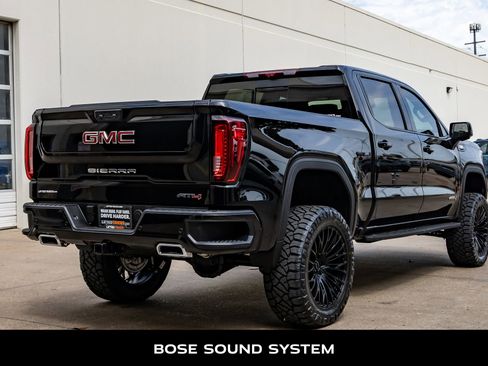Used 2025 GMC Sierra 1500 AT4 w/ AT4 Premium Package AWD/4WD image 10