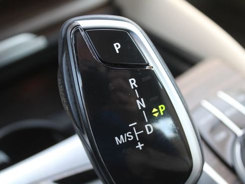 Used 2019 BMW 530i image 40