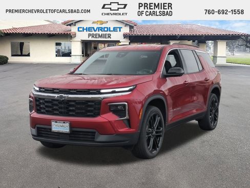 New 2025 Chevrolet Traverse LT w/ Enhanced Driving Package image 1