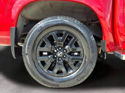 Used 2022 Nissan Frontier SV w/ Technology Package image 19