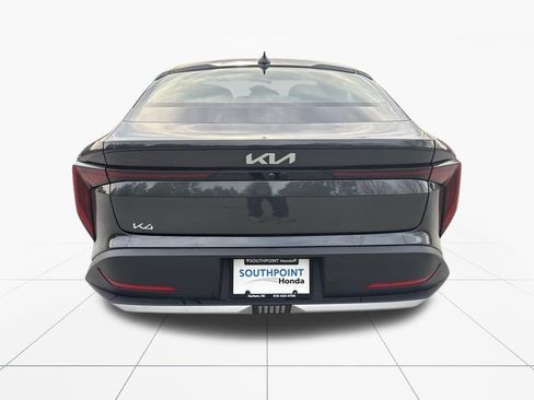 Used 2025 Kia K4 LXS image 7