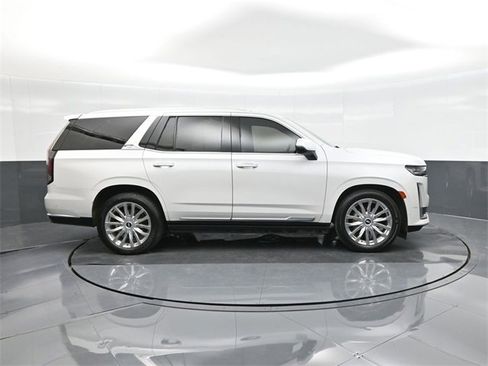 Used 2023 Cadillac Escalade Premium Luxury w/ Performance Package image 26