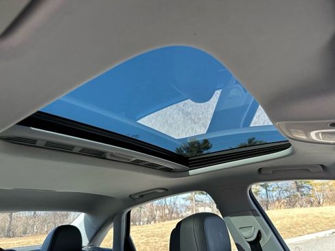 Used 2018 Audi A4 2.0T Premium image 26