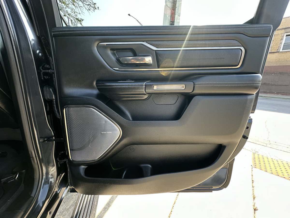Used 2020 RAM 1500 Limited AWD/4WD image 32