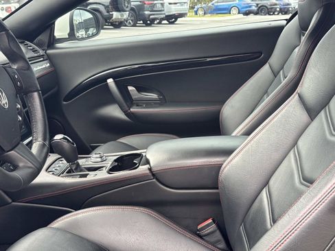 Used 2018 Maserati GranTurismo Sport RWD image 14