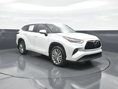 Used 2026 Toyota Highlander Platinum