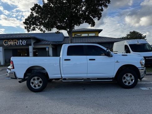Used 2024 RAM 2500 Big Horn image 10