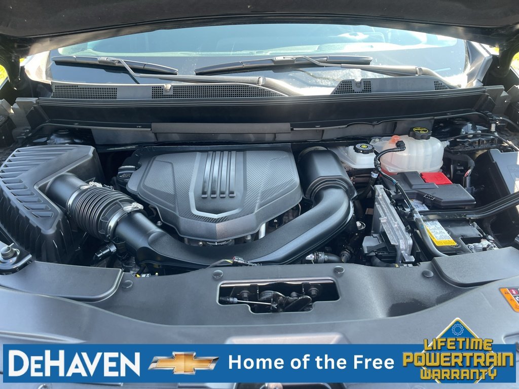 Used 2024 Chevrolet Traverse LT w/ Enhanced Driving Package FWD image 29