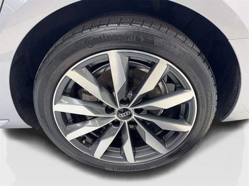 Used 2023 Audi A4 2.0T Premium w/ Convenience Package image 75