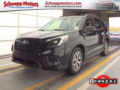Used 2022 Subaru Forester Premium AWD/4WD image 1