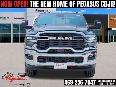New 2026 RAM 2500 Tradesman AWD/4WD image 6