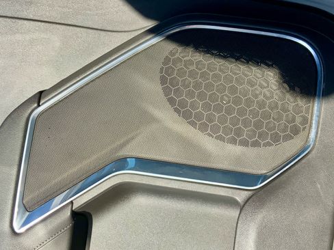 Used 2023 GMC Sierra 1500 Elevation image 52