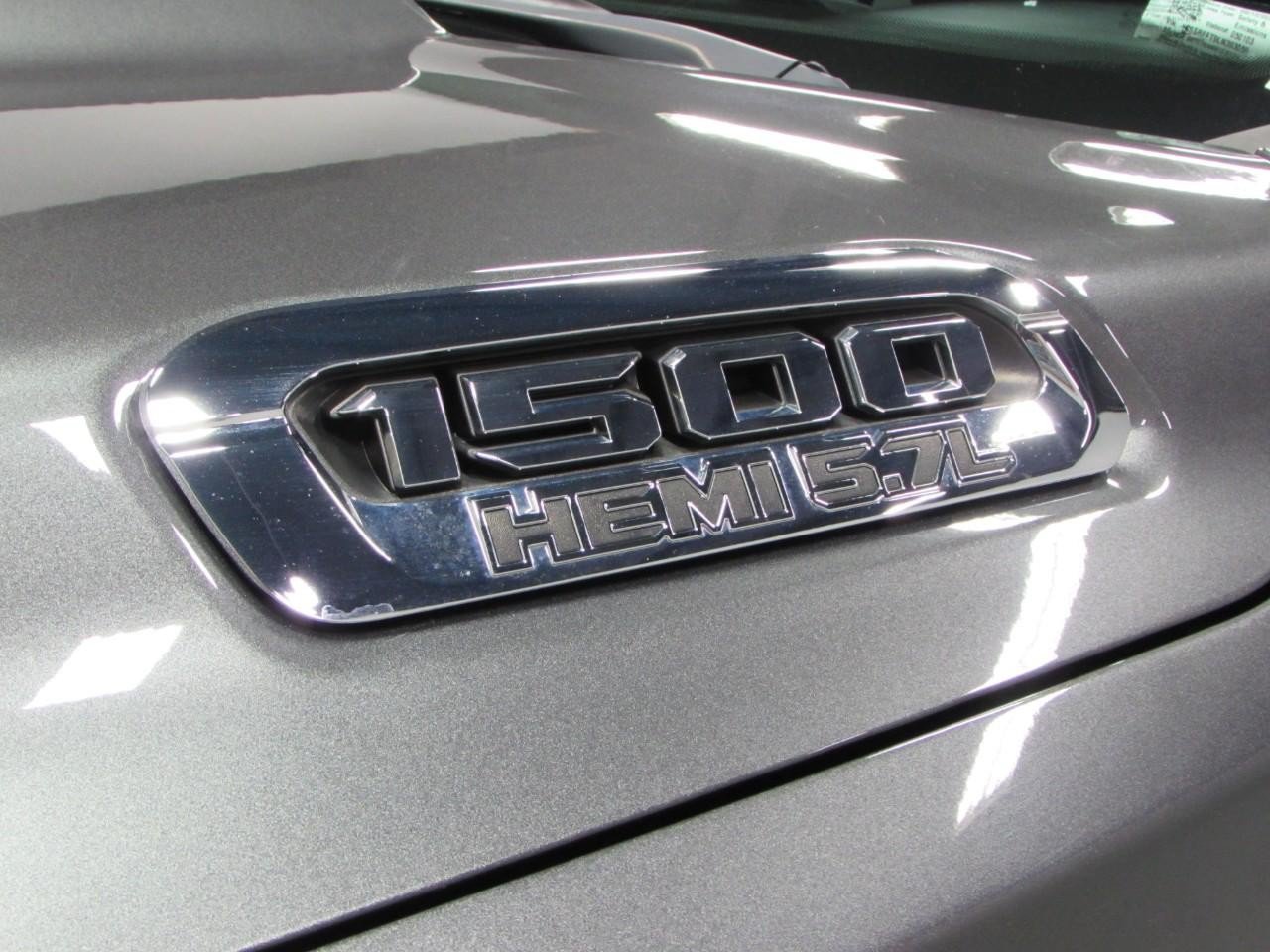 Used 2020 RAM 1500 Big Horn AWD/4WD image 32