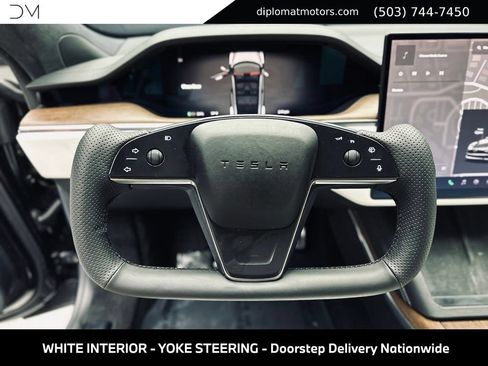 Used 2022 Tesla Model S AWD/4WD image 30