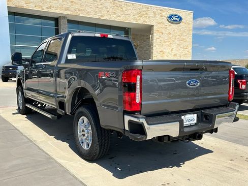 New 2026 Ford F250 XLT w/ XLT Premium Package image 36