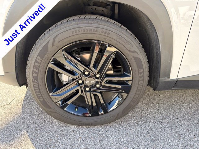 Used 2025 Chevrolet Trax ACTIV w/ Driver Confidence Package FWD image 10