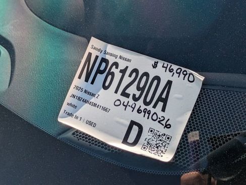 Used 2025 Nissan Z Sport w/ Floor Mat Package image 8